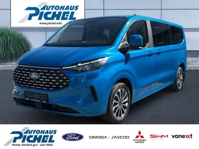 Neu Ford Tourneo Titanium X 170 PS (125 kW) 2026 Blau Van / Kleinbus