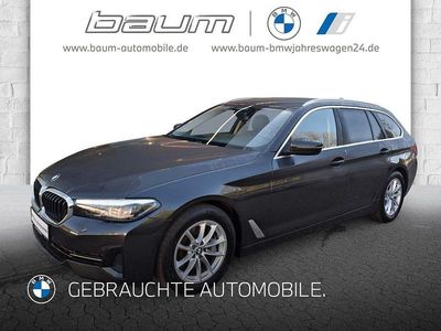 Gebraucht BMW 530 Sport Line 286 PS (210 kW) 2023 Sophistograu brillanteffekt Kombi