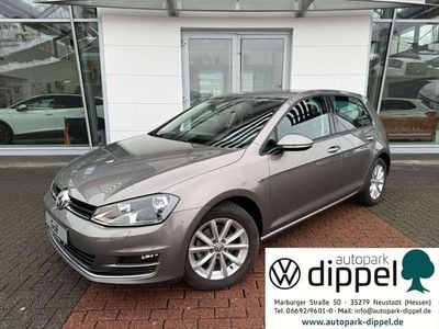 Gebraucht VW Golf VII LOUNGE 150 PS (110 kW) 2016 Limestone grey metallic (metallic) Limousine