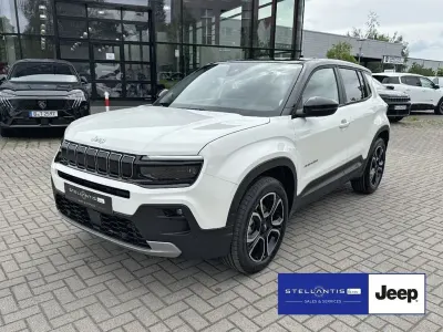 Neu Jeep Avenger Summit 101 PS (74 kW) 2026 Schwarz SUV
