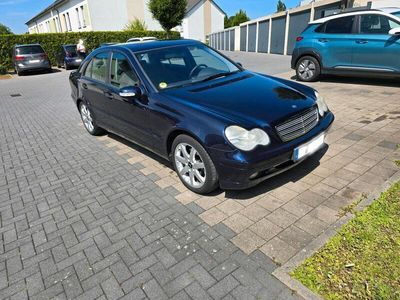 Mercedes C270
