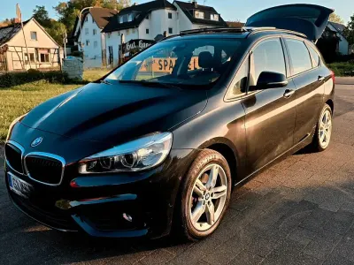 Używany BMW 220 Active Tourer Luxury Line 192 KM (141 kW) 2018 Czarny Minivan