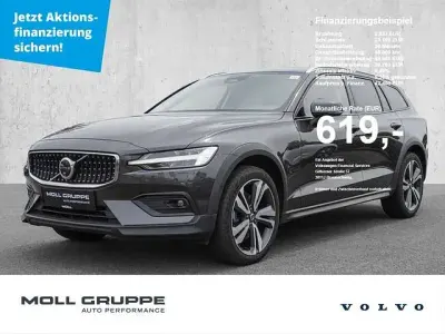 Gebraucht Volvo V60 CC 145 PS (106 kW) 2023 Kombi