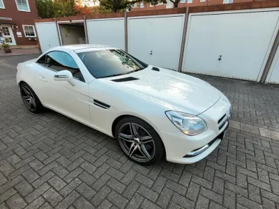 Używany Mercedes SLK350 306 KM (225 kW) 2011 Biały Kabriolet