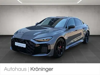 Neu Audi RS5 Sport 639 PS (469 kW) 2026 Grau Limousine