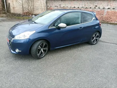 Gebraucht Peugeot 208 156 PS (114 kW) 2013 Kleinwagen
