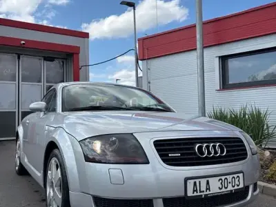Używany Audi TT Sport 224 KM (164 kW) 2001 Szary Coupe