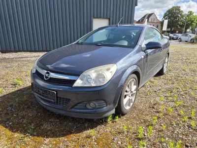 Gebraucht Opel Astra Cabriolet Cosmo 140 PS (102 kW) 2007 Grau Cabrio