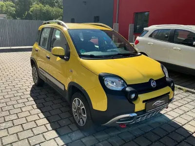 Gebraucht Fiat Panda Cross Cross 80 PS (58 kW) 2015 Gelb Kleinwagen