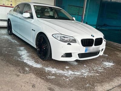 Second-hand BMW 528 Luxury Line 245 CP (180 kW) 2013 Alb Berlinǎ