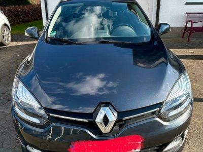 Gebraucht Renault Mégane III Bose Edition 110 PS (80 kW) 2014 Blau Limousine