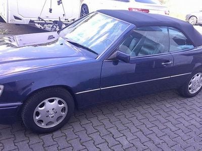 Mercedes E220