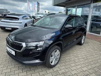 Gebraucht Skoda Karoq Selection 116 PS (85 kW) 2024 Schwarzmagic perleffekt SUV