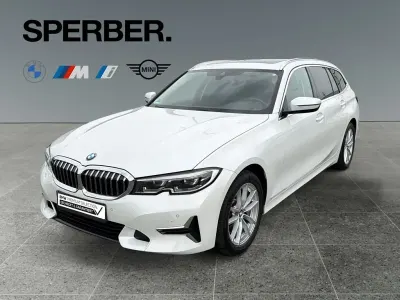 Gebraucht BMW 330 Sport Line 258 PS (189 kW) 2021 Weiß Kombi