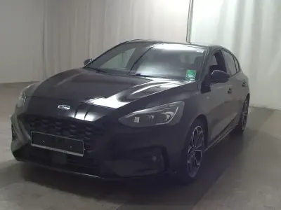 Używany Ford Focus ST-Line 150 KM (110 kW) 2020 Czarny Sedan/Limuzyna