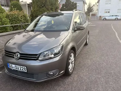Gebraucht VW Touran Comfortline 105 PS (77 kW) 2011 Grau Van / Kleinbus