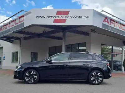 Gebraucht Opel Astra Elegance 131 PS (96 kW) 2022 Schwarz Kleinwagen
