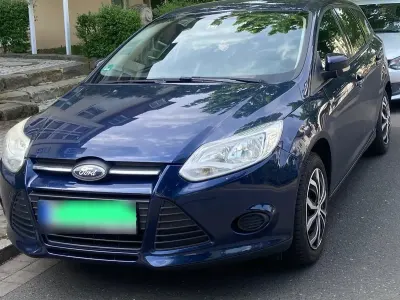 Gebraucht Ford Focus 95 PS (69 kW) 2011 Blau Kombi