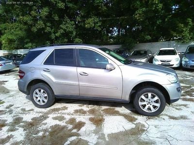 Mercedes ML320