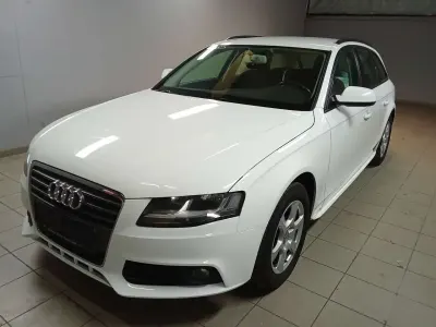 Gebraucht Audi A4 Attraction 120 PS (88 kW) 2010 Ibisweiß Kombi