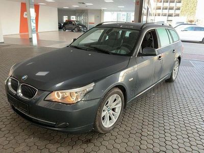 Gebraucht BMW 520 Exclusive 177 PS (130 kW) 2010 Grau Kombi