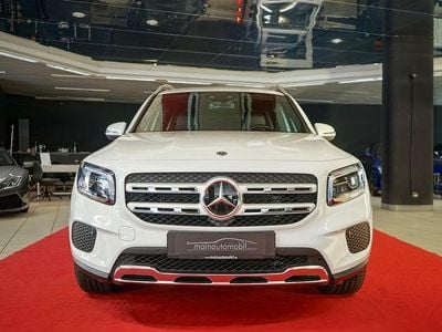 Mercedes GLB220