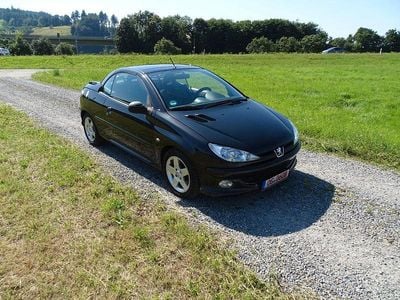 Gebraucht Peugeot 206 CC Filou 109 PS (80 kW) 2005 Schwarz Cabrio
