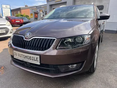 Gebraucht Skoda Octavia Elegance 150 PS (110 kW) 2013 Braun Kombi