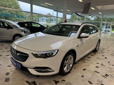 Weiß Gebraucht 2019 Opel Insignia Kombi | 12.990 € (Fairer Preis)