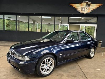 BMW 525