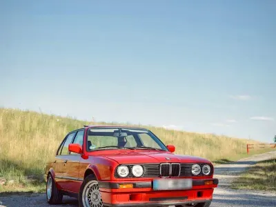 Gebraucht BMW 316 Performance 99 PS (72 kW) 1991 Rot Limousine