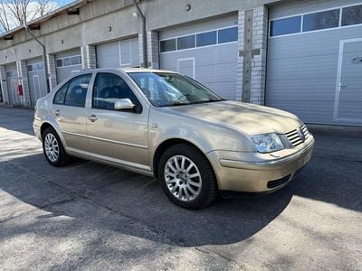 Usata VW Bora 150 CV (110 kW) 2001 Oro Berlina