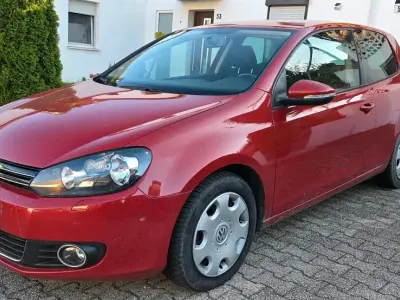 Gebraucht VW Golf VI 110 PS (80 kW) 2010 Andere farben Kleinwagen