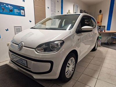 Weiß Gebraucht 2015 VW up! Kleinwagen | 4.999 € (Etwas zu teuer)