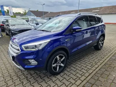 Używany Ford Kuga Cool & Connect 150 KM (110 kW) 2017 Niebieski SUV