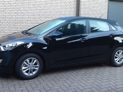 gebraucht Hyundai i30 1.4 FIFA World Cup EDITION FIFA World Cu...