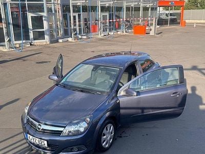 Opel Astra GTC