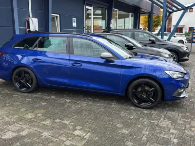 Używany Seat Leon ST Beats 150 KM (110 kW) 2020 Niebieski Kombi