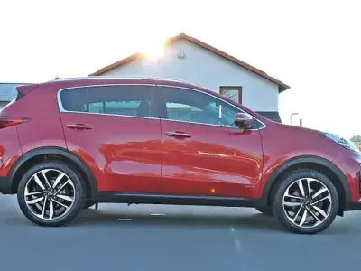 Gebraucht Kia Sportage Spirit 177 PS (130 kW) 2019 Rot SUV