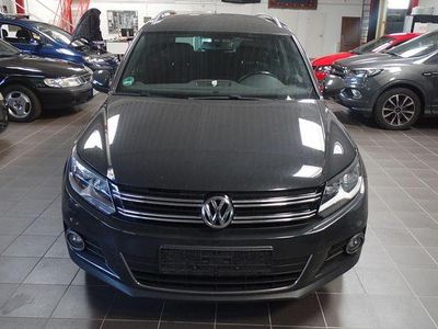 Gebraucht VW Tiguan LOUNGE 122 PS (89 kW) 2015 Grau SUV