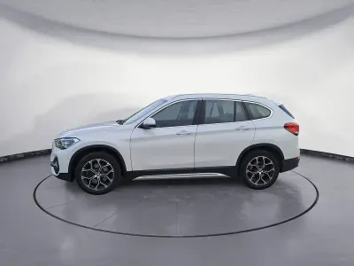 Używany BMW X1 xLine 192 KM (141 kW) 2020 Biały SUV