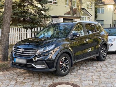 Usado DFSK Fengon 145 HP (106 kW) 2019 Preto SUV