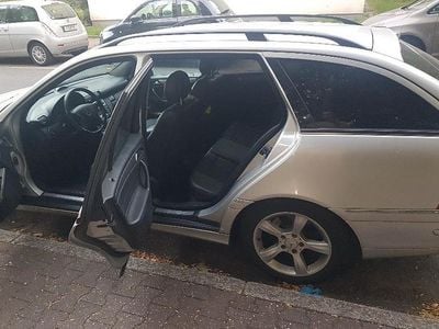 Mercedes C220
