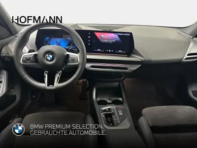 Gebraucht BMW 120 M Sport 156 PS (114 kW) 2025 Portimao blau metallic Kleinwagen