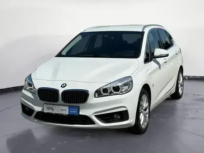 Gebraucht BMW 225 Active Tourer Advantage 224 PS (164 kW) 2017 Weiß Van / Kleinbus