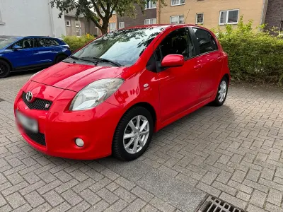 Gebraucht Toyota Yaris Edition 133 PS (97 kW) 2007 Rot Kleinwagen