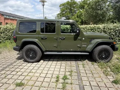 Gebraucht Jeep Wrangler Sahara 272 PS (200 kW) 2024 Grün SUV