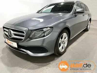Gebraucht Mercedes E220 194 PS (142 kW) 2017 Grau Kombi