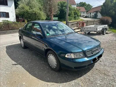 Gebraucht Audi A4 Performance 128 PS (94 kW) 1995 Grün Limousine