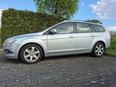 Gebraucht Ford Focus 136 PS (100 kW) 2008 Silber Limousine
